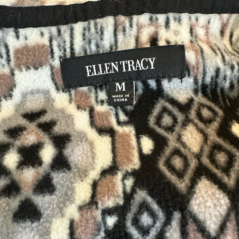 Chic Ellen Tracy Hooded Sweater Dress Black White Cozy Glam - Picture 4 of 5